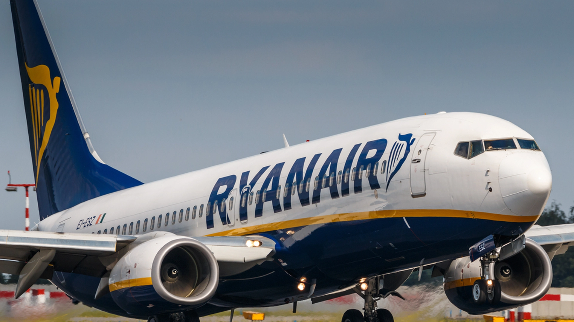 Ryanair med melding: Derfor koster håndbagasje ekstra
