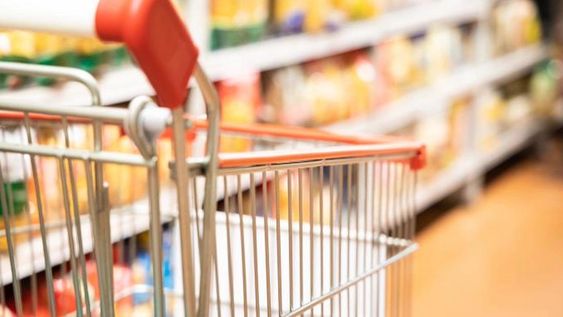 Faller du for disse triksene? 10 ting supermarkeder gjør for å få deg til å kjøpe mer
