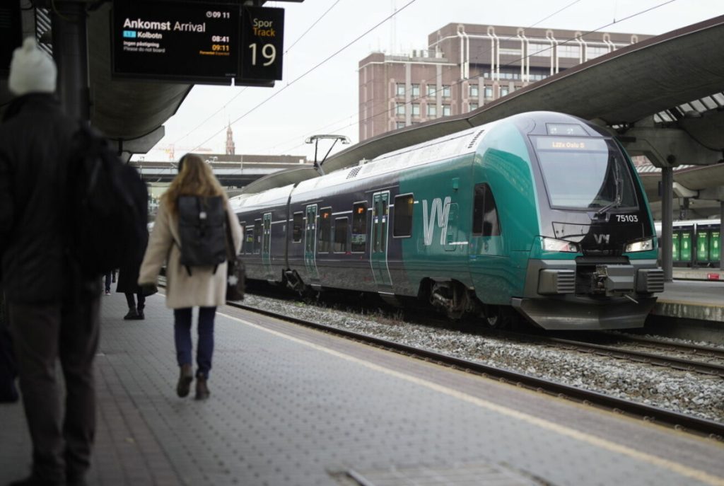 Står helt stille på Oslo S