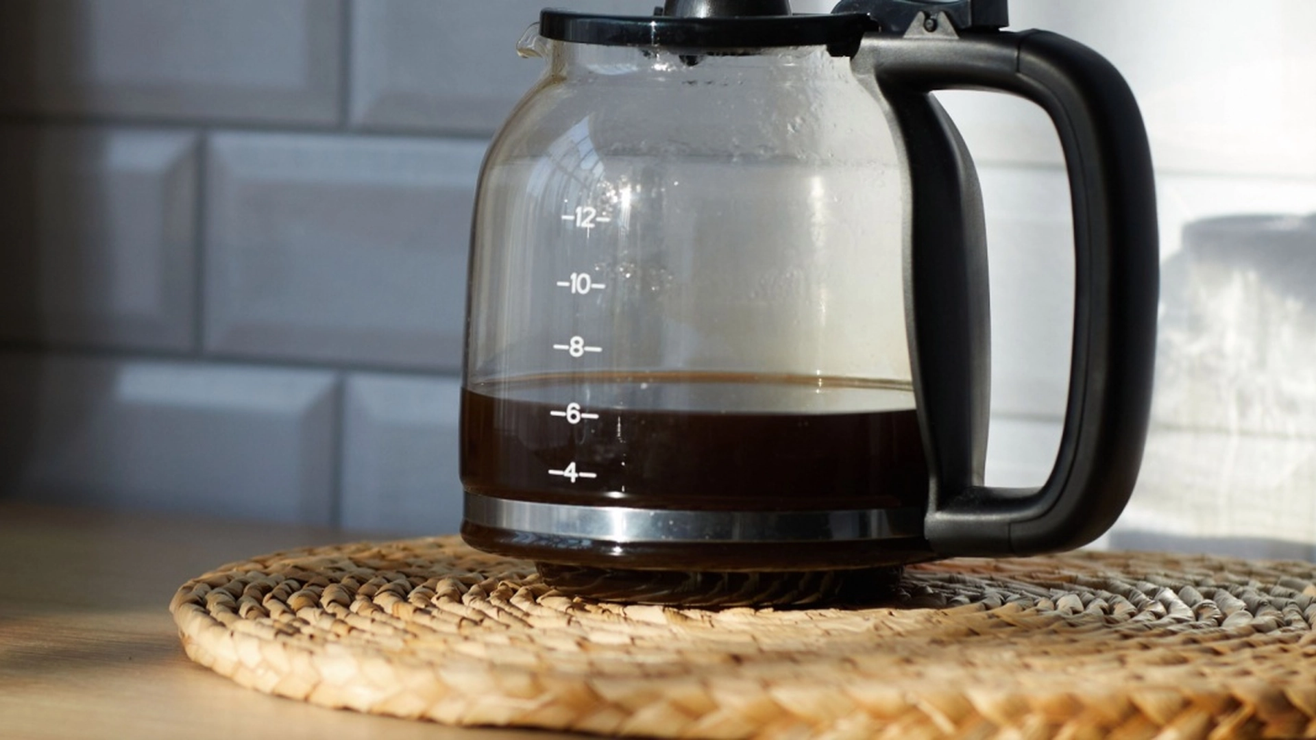 Hvor lenge kan du drikke kaffe etter brygging? De fleste vet ikke det