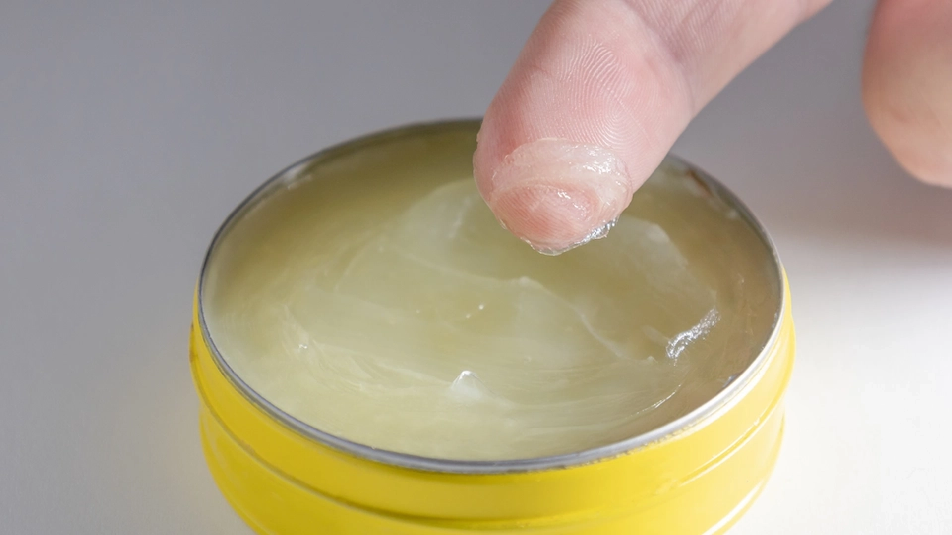 Var du klar over det? 4 overraskende ting vaselin kan brukes til