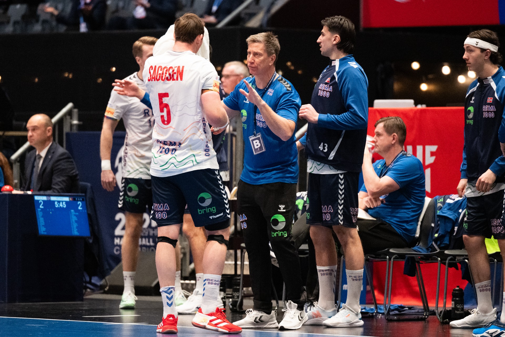 Håndball-VM: Nå svarer han på kritikken