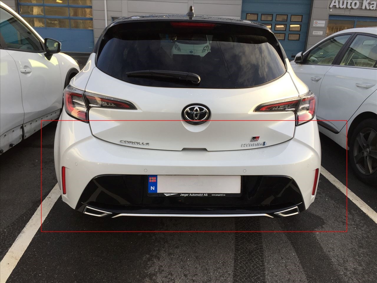 Bilen så uskadd ut – så kom regninga