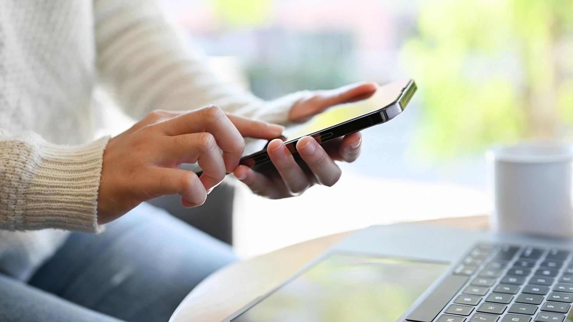 Lytter smarttelefonen til samtalene dine? Finn ut med denne testen