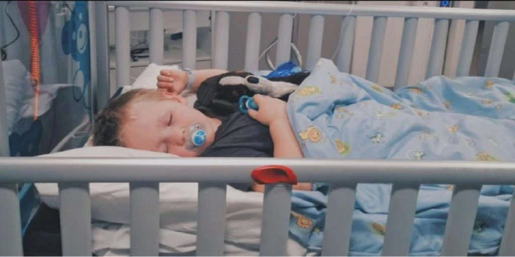 Foreldre trodde at 3-åringen demmes &laquo;bare&raquo; hadde vannkopper: sannheten viste seg å være annerledes