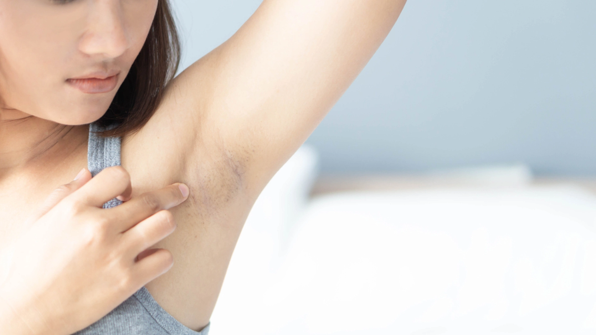 Hudlege avslører en sprø detalj: Har du brukt deodorant feil hele livet?