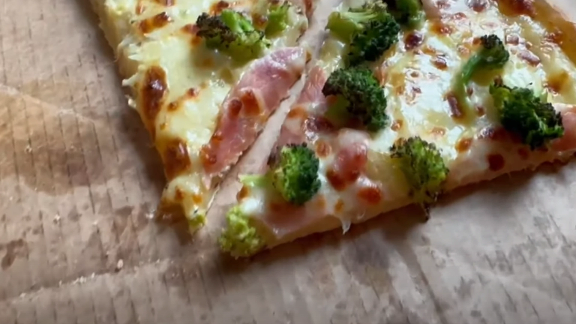 Mange kjenner ikke dette geniale trikset: Her er den beste måten å varme opp pizza på