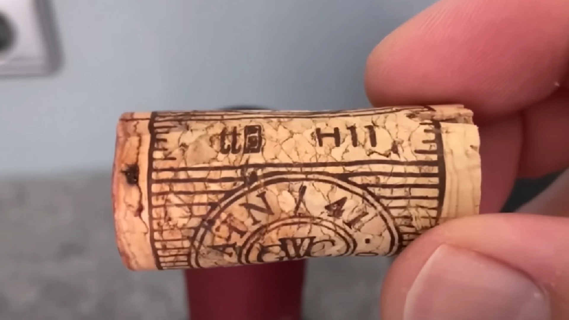 Korken tas for gitt på kjøkkenet: Slik vinker den farvel til 3 problemer alle nordmenn har