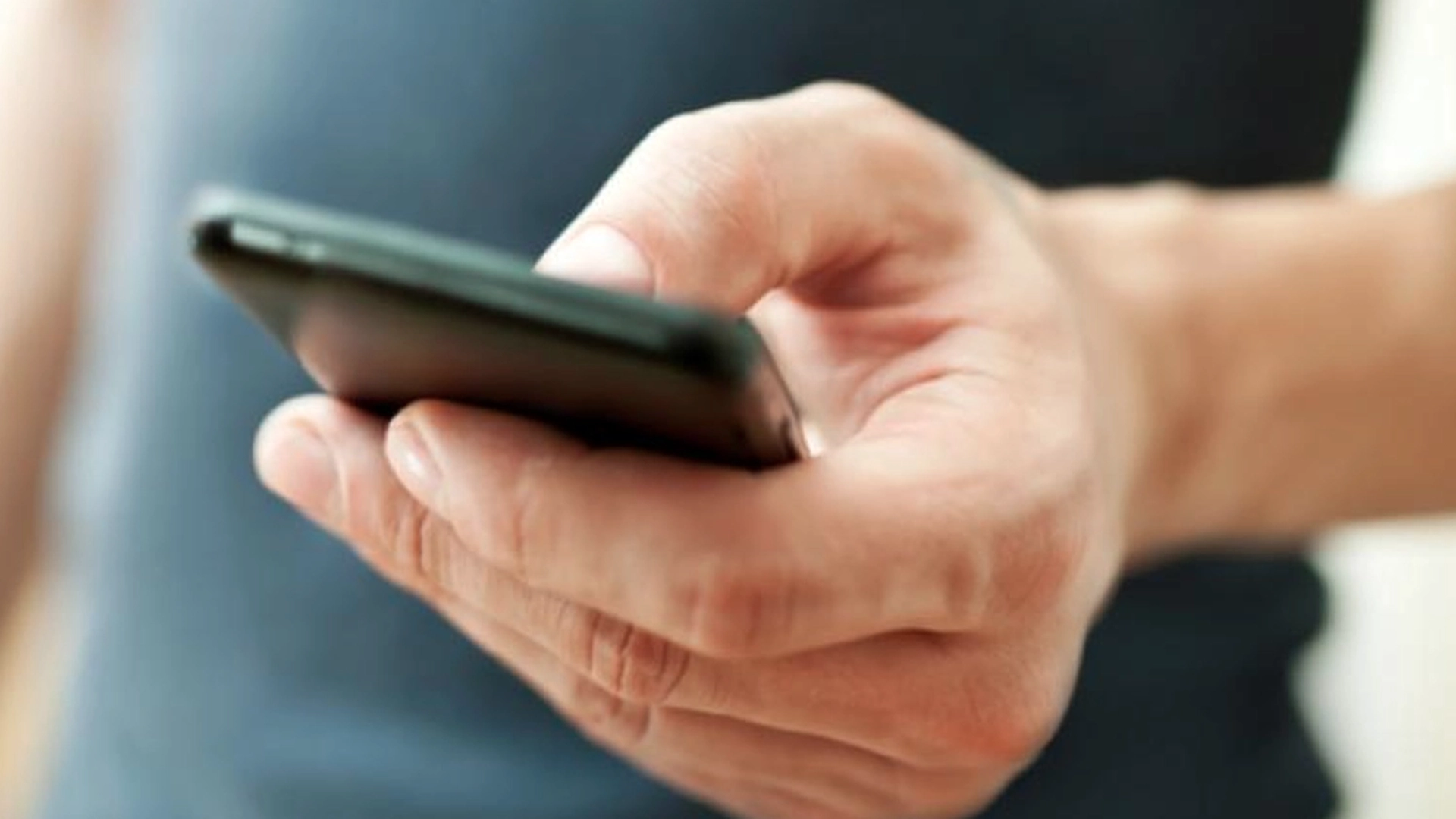 Derfor bør du slå av mobiltelefonen oftere