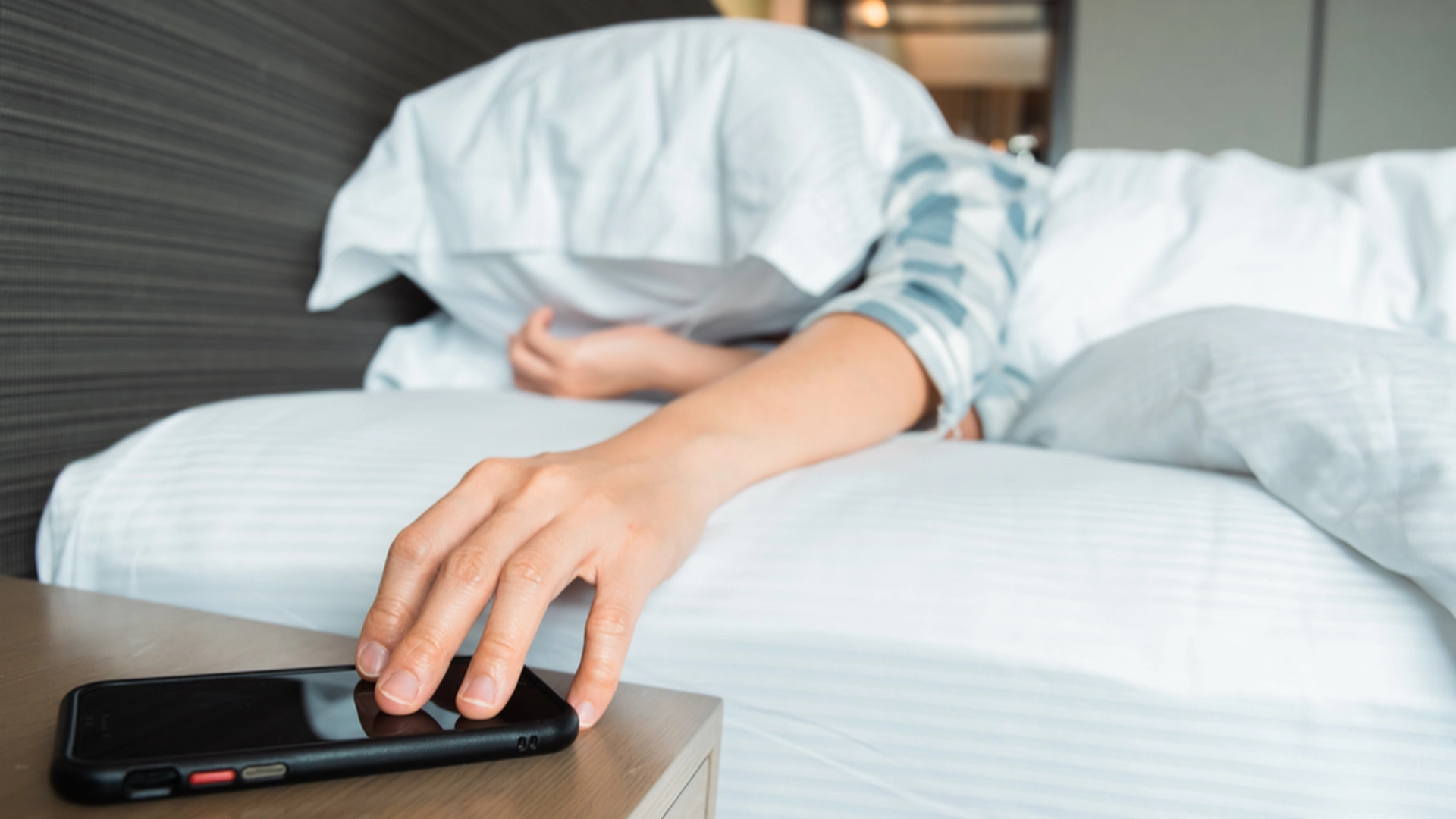 Dette skjer med kroppen din når du ikke får nok søvn