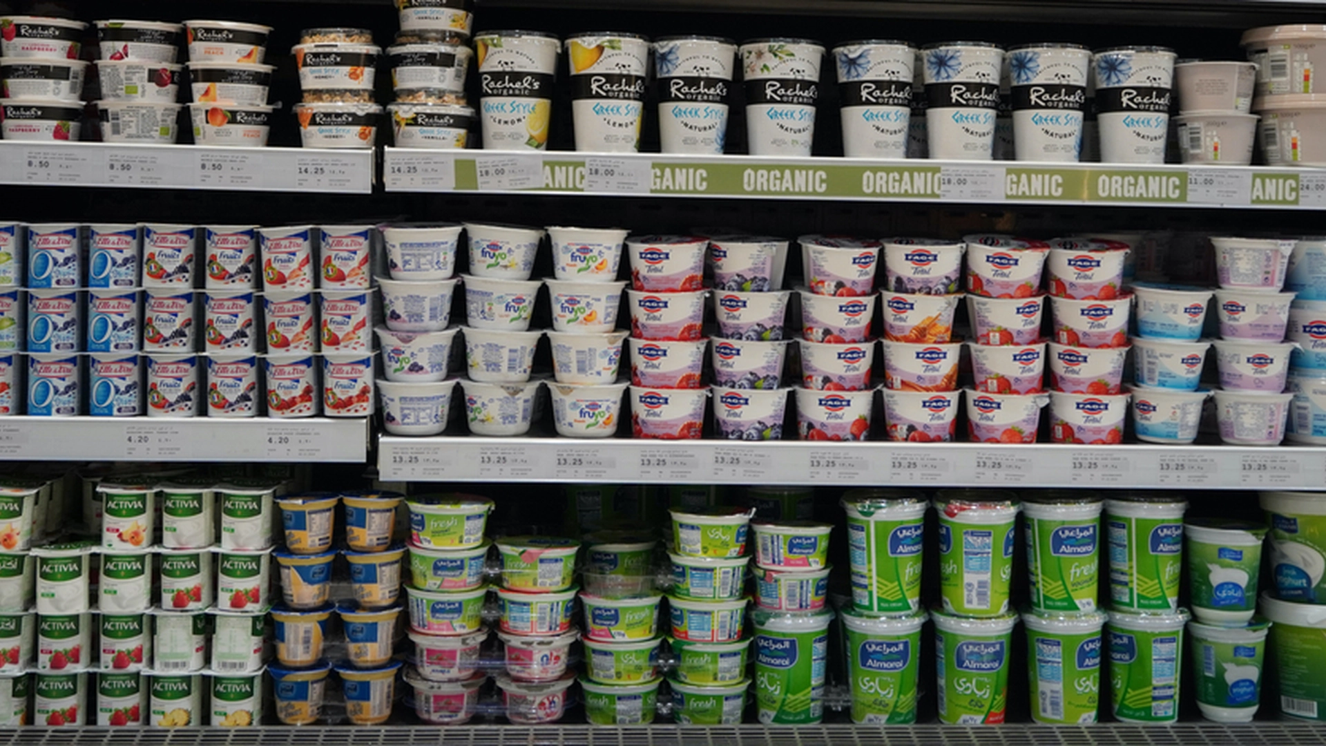 Samantha ga sønnen en yoghurt i supermarkedet: Så regnet kritikken ned
