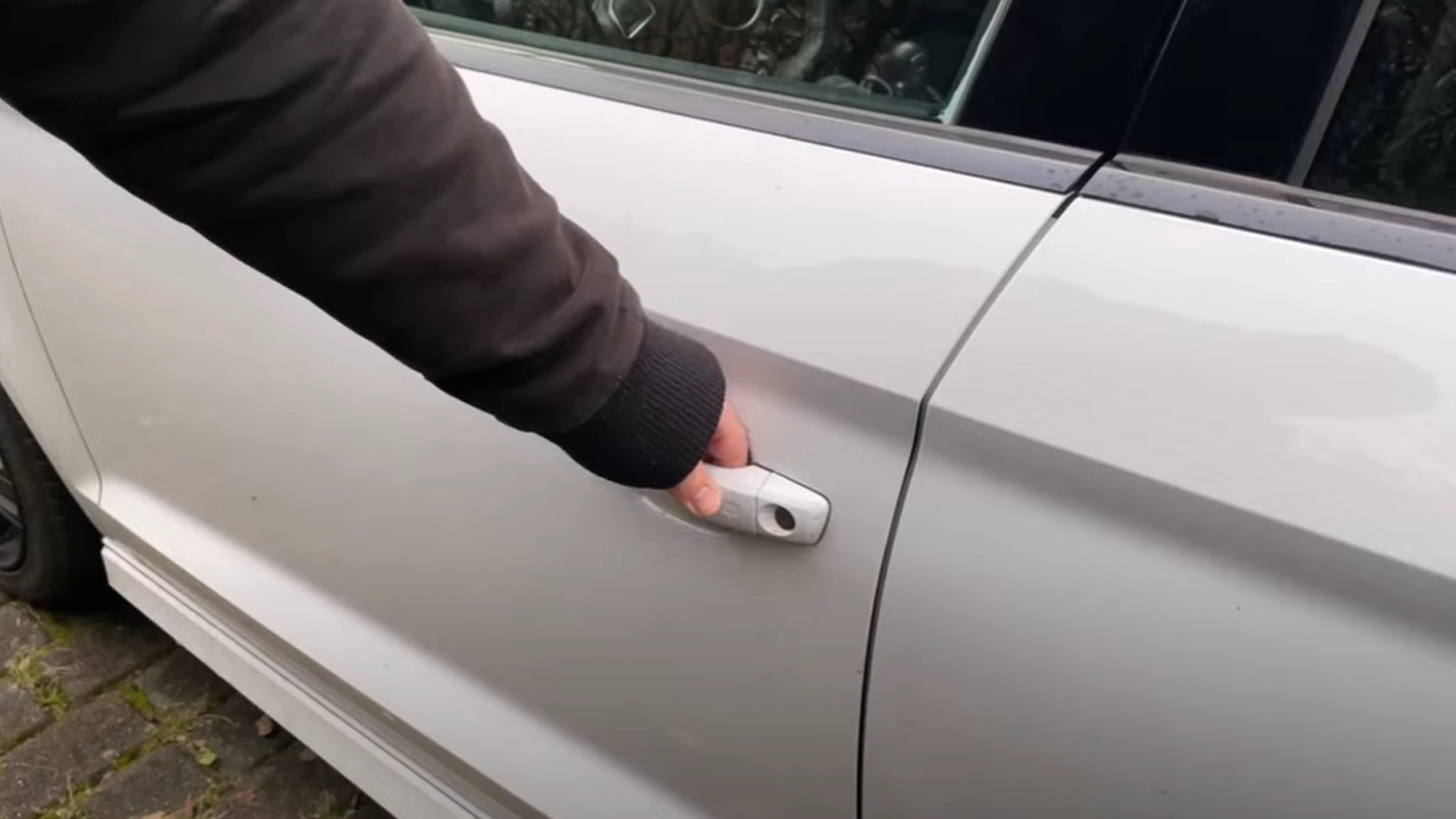 Dette trikset for bilen i vinterkulda er rett og slett genialt