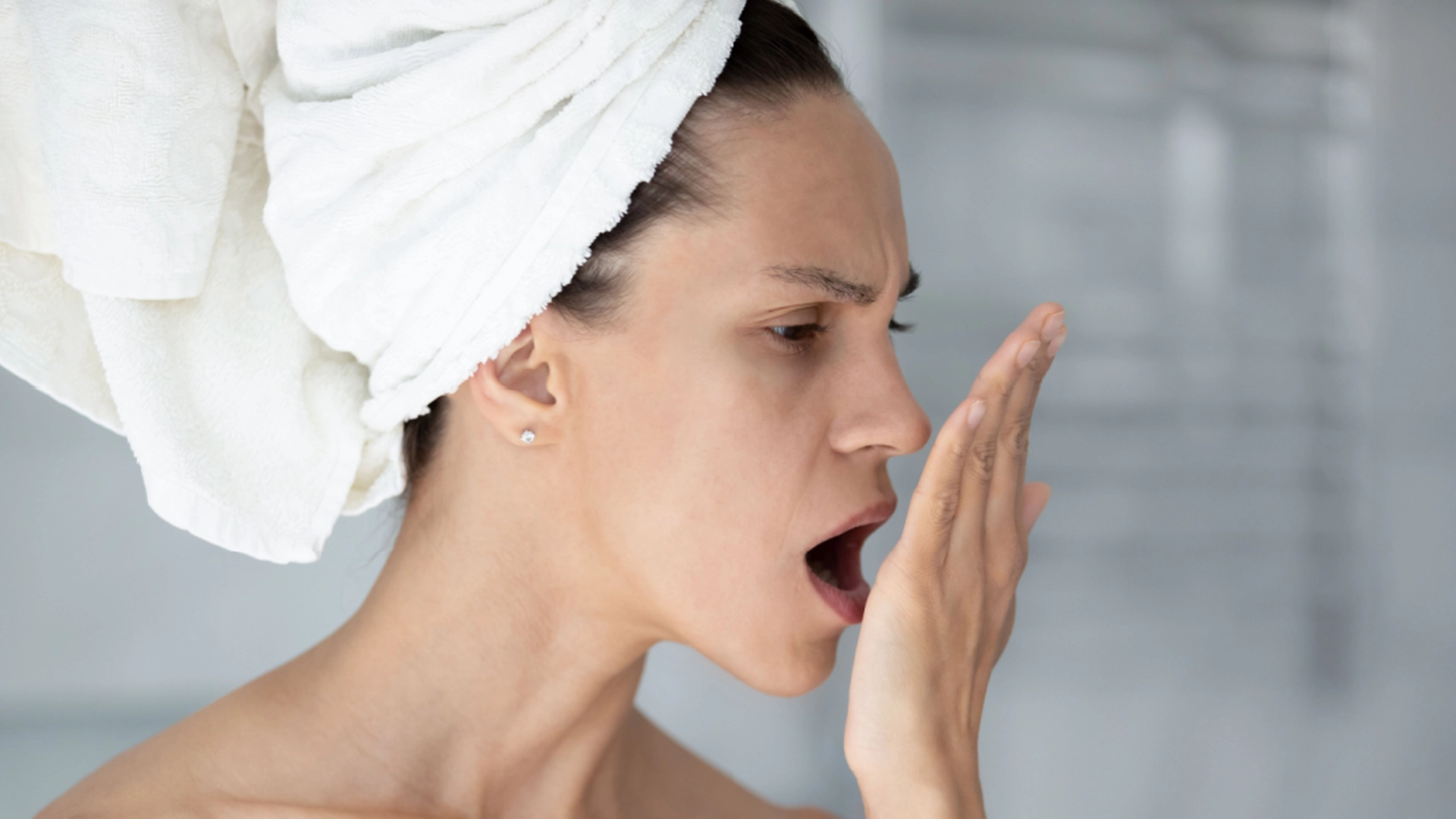 Tannlege advarer: 4 lukter i munnen som kan signalisere alvorlige problemer