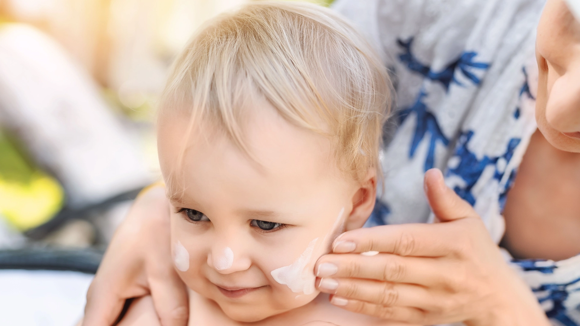 Du bør ALLTID sjekke dette før du kjøper solkrem