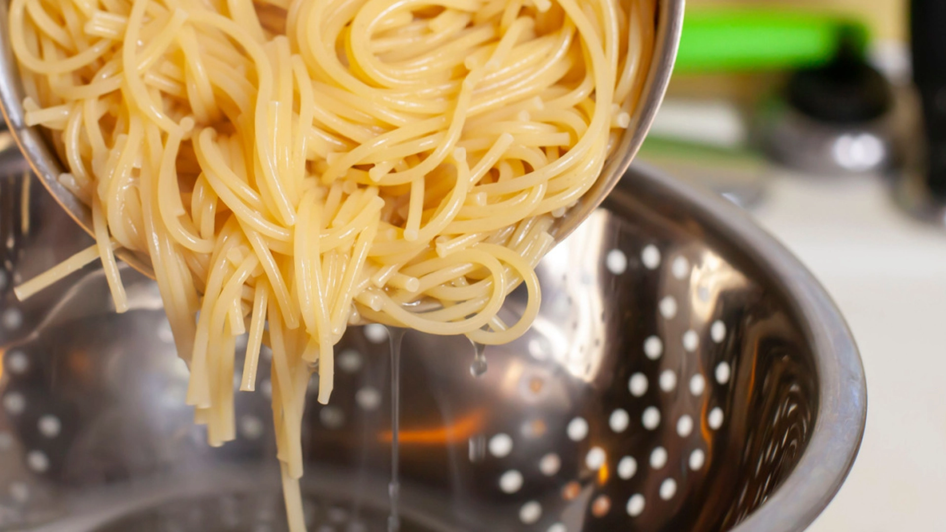 Du har kokt pasta feil hele livet: Her er hva du skal gjøre