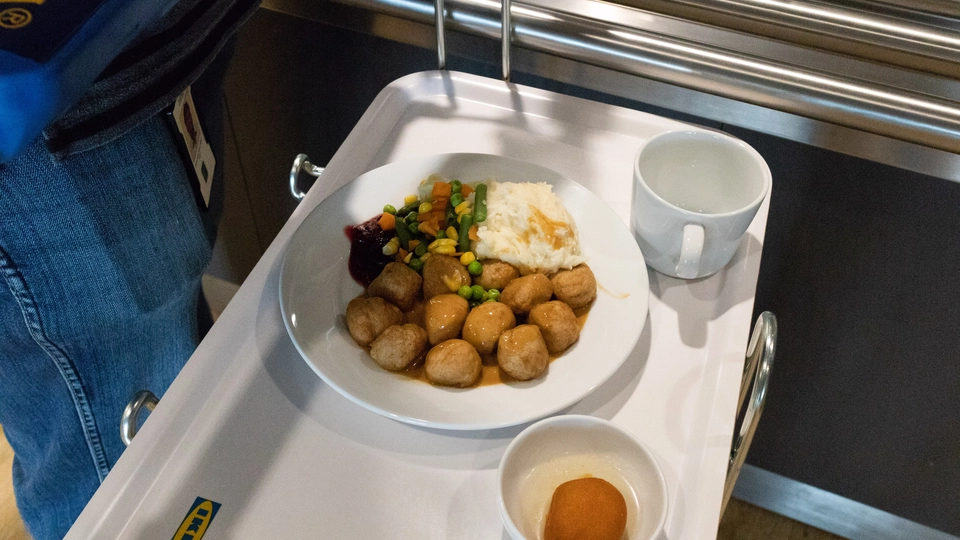 IKEA avslører legendarisk oppskrift: Nå kan du lage köttbullar hjemme