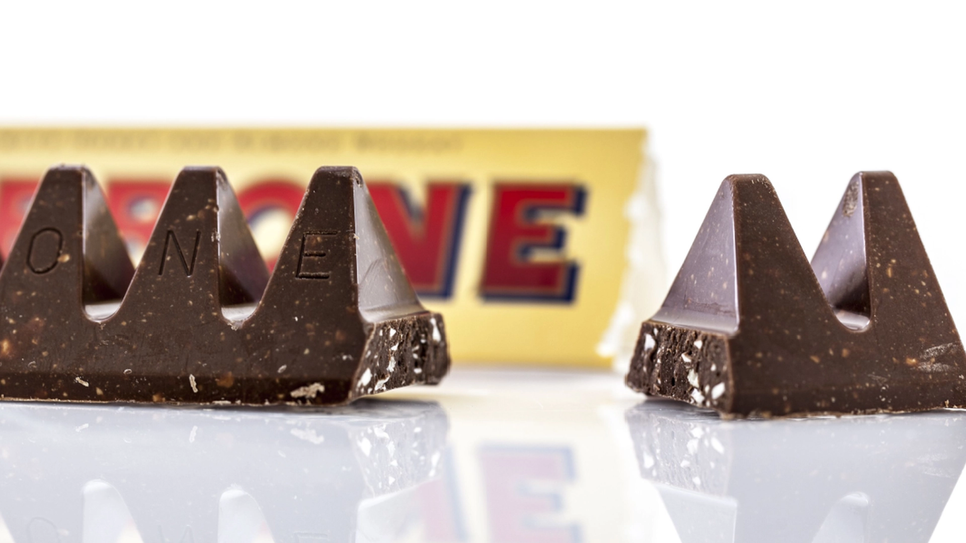 Du har spist Toblerone feil hele livet – her er den riktige måten