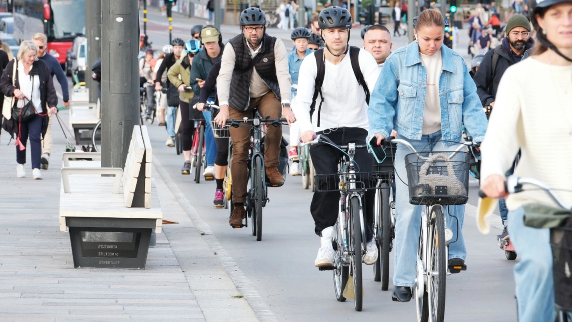 Verdens lykkeligste byer ifølge en undersøkelse: Er du heldig nok til å bo i en av dem?