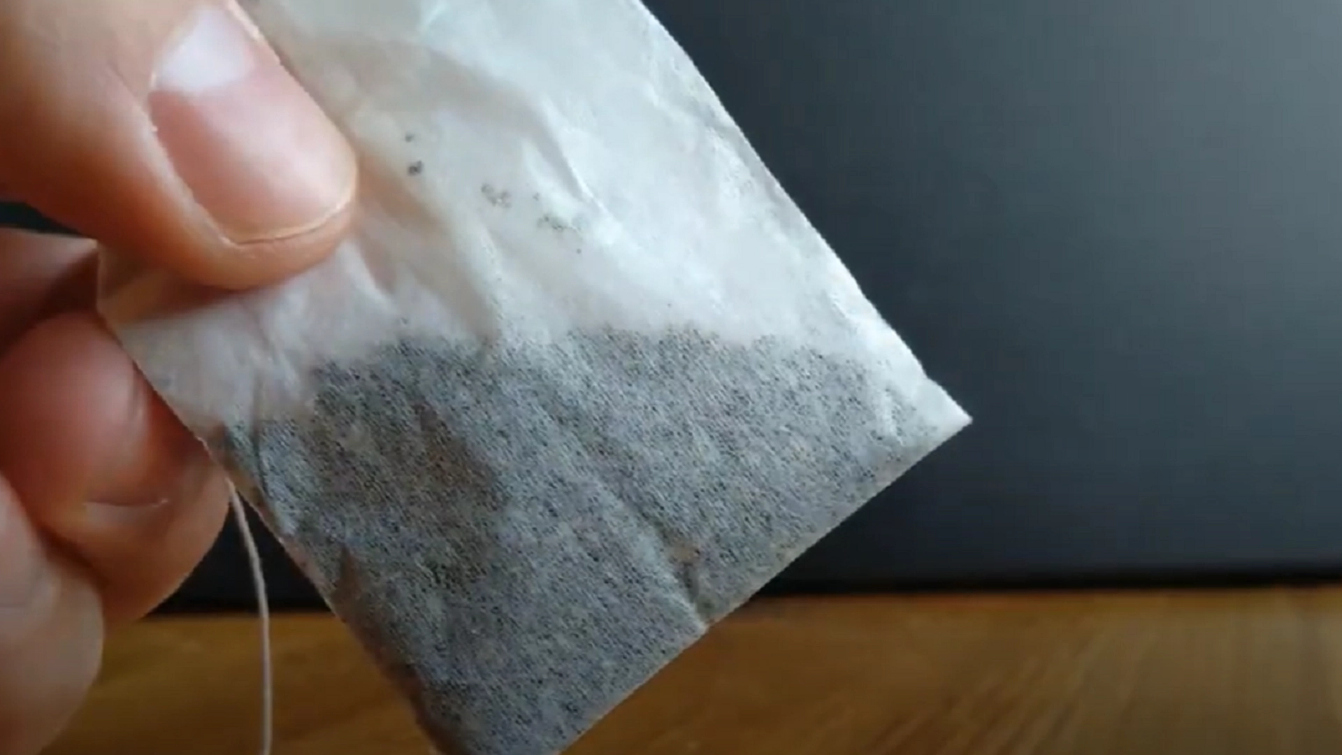 Nesten alle kaster brukte teposer: Når du ser hva de kan brukes til vil du aldri gjøre det igjen