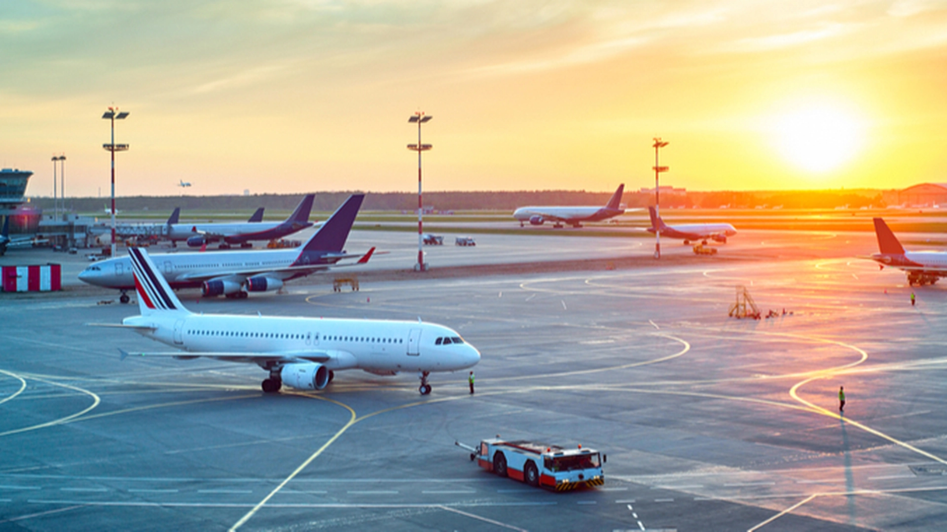 Stenger alle flyplasser