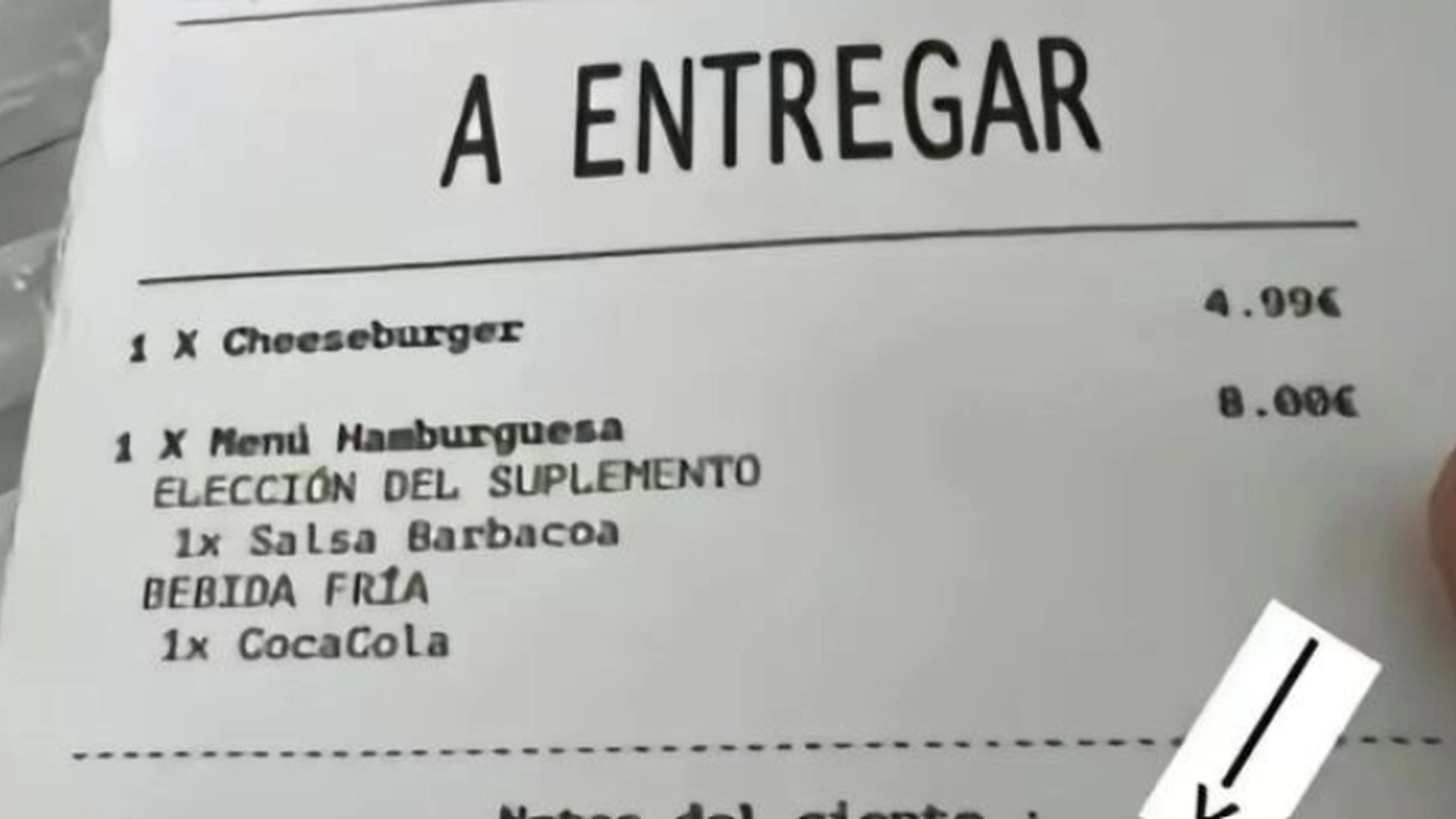 Kunden bestiller en hamburger og kan ikke tro det han ser på kvitteringen: «Jeg vil aldri bestille herfra igjen»