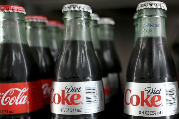 Flyvertinne avslører: Derfor bør du ikke bestille et Cola Light når du flyr