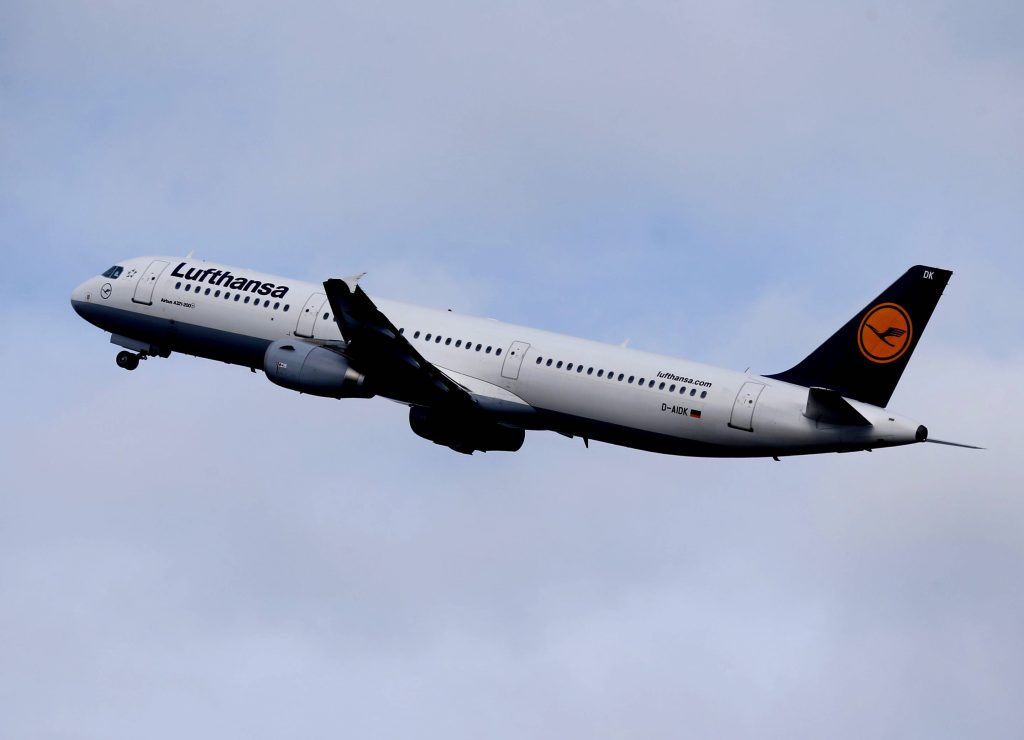 Sommerferien i fare: Flyselskapet kansellerer 2000 flyreiser