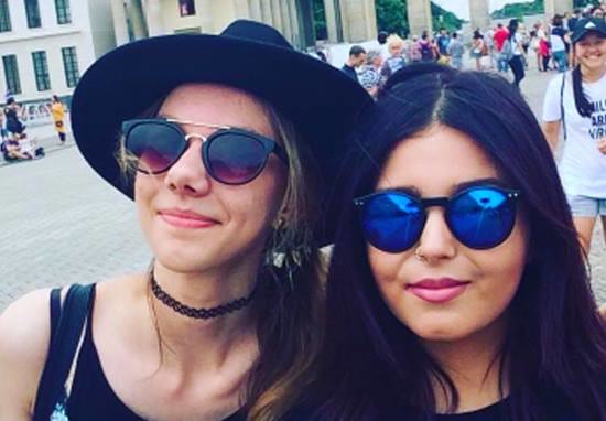 16-årige Simone har ikke klippet neglene sine på tre år – og det ser sinnsykt ut