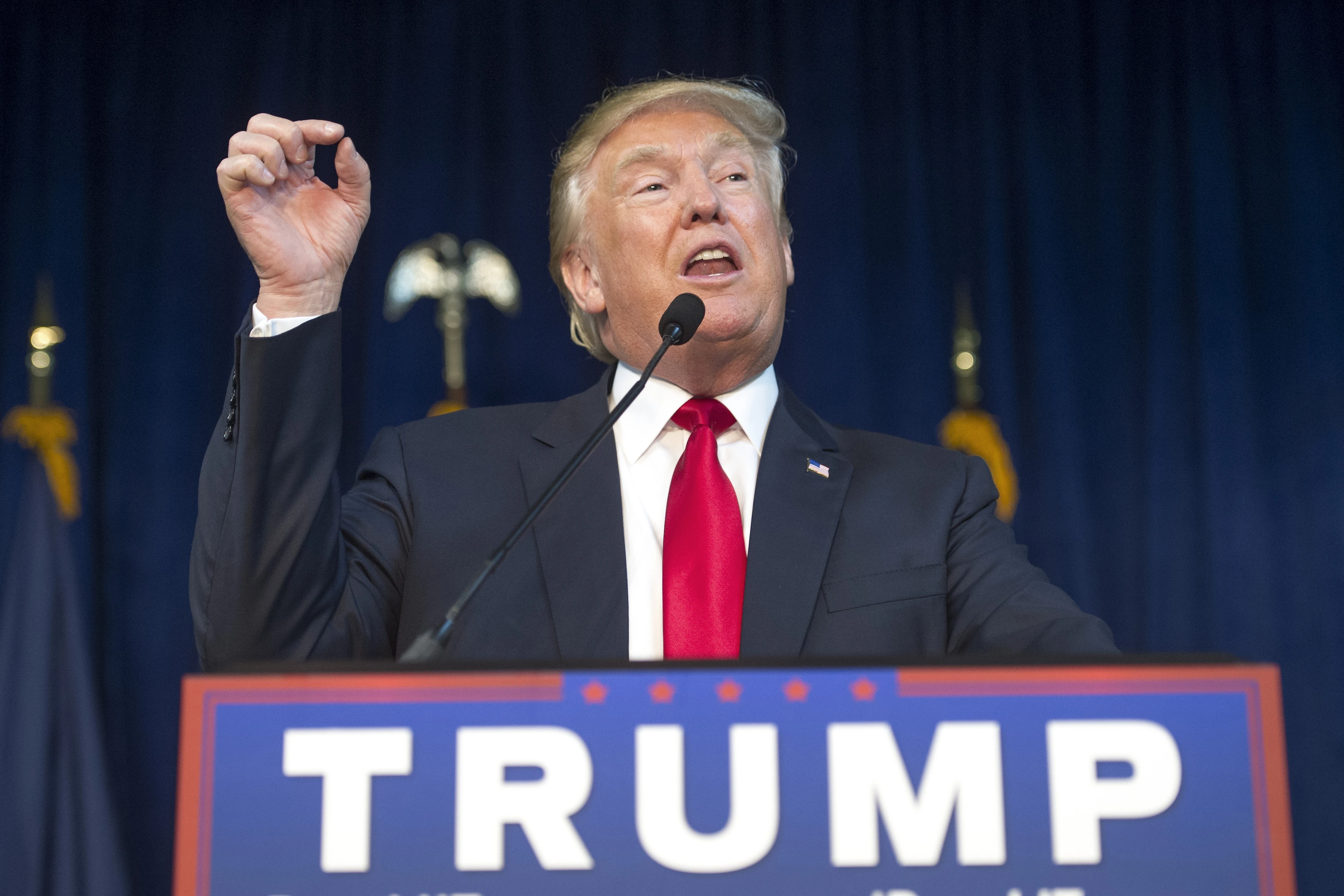 Trump-administrasjonen trosser ordre: &laquo;Et helsikes trekk&raquo;
