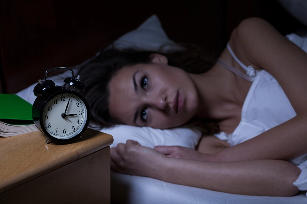 Her er fem ting som skjer i kroppen din når du sover for lite