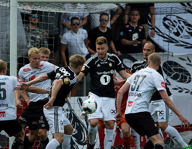 Tidligere Rosenborg-spiller deler nakenbilde