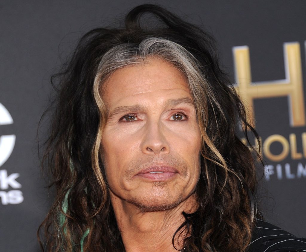 Steven Tyler saksøkt for seksuelle overgrep på 16 år gammel jente