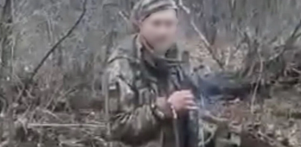 12 sekunder lang video av brutal henrettelse ryster Ukraina: Nå gir Zelenskyj et løfte