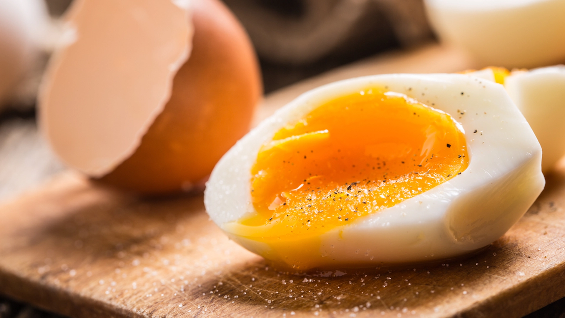 Slik får du perfekte, myke posjerte egg hver gang