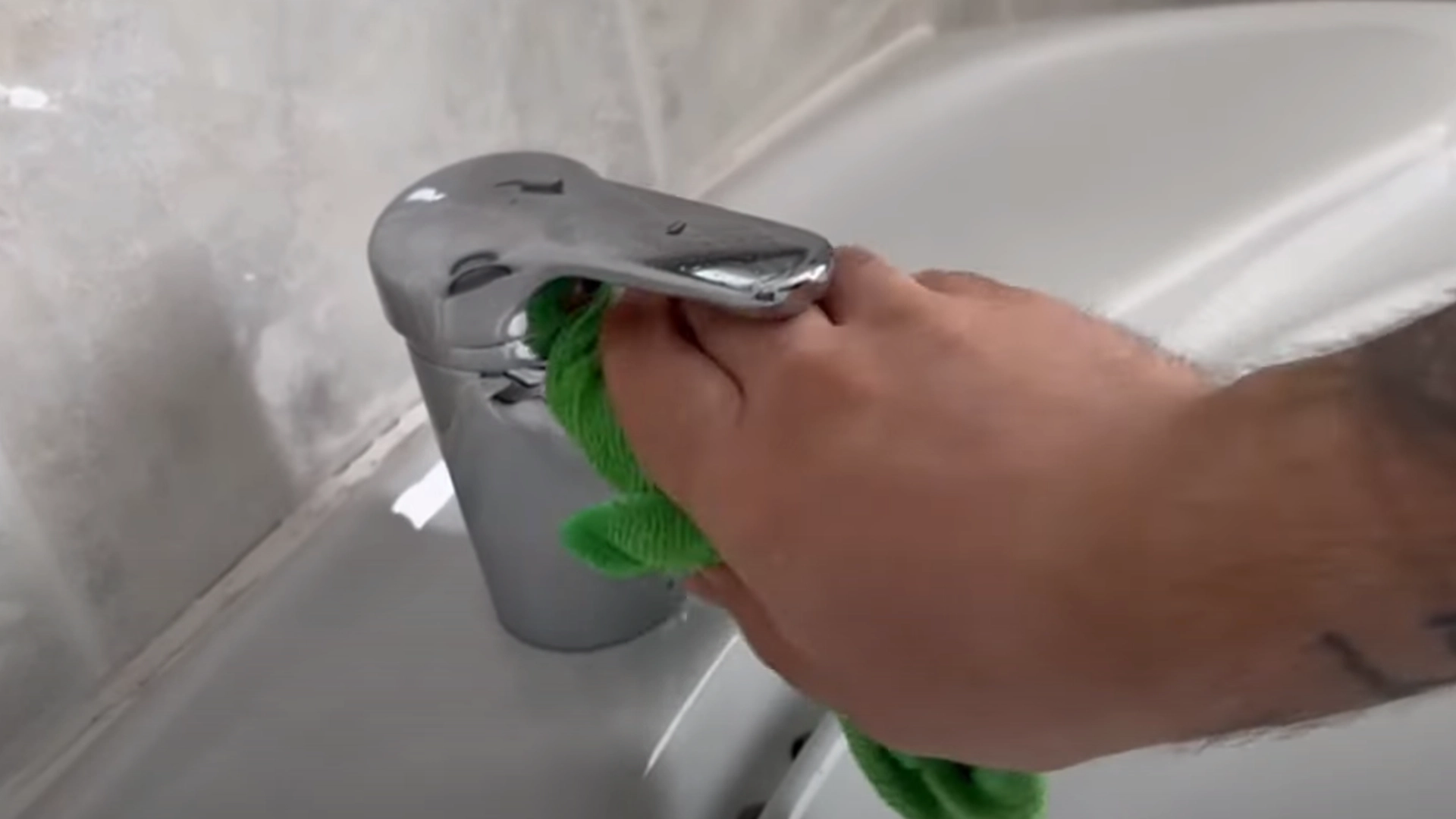 Finnes på alle norske kjøkken: Kan gjøre underverker på badet