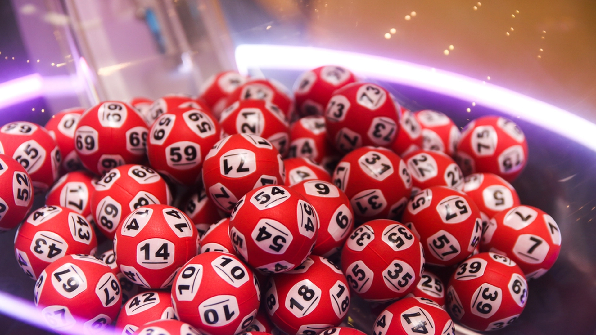 Stefan vant i Lotto 14 ganger uten å bryte loven: Dette var hans geniale metode