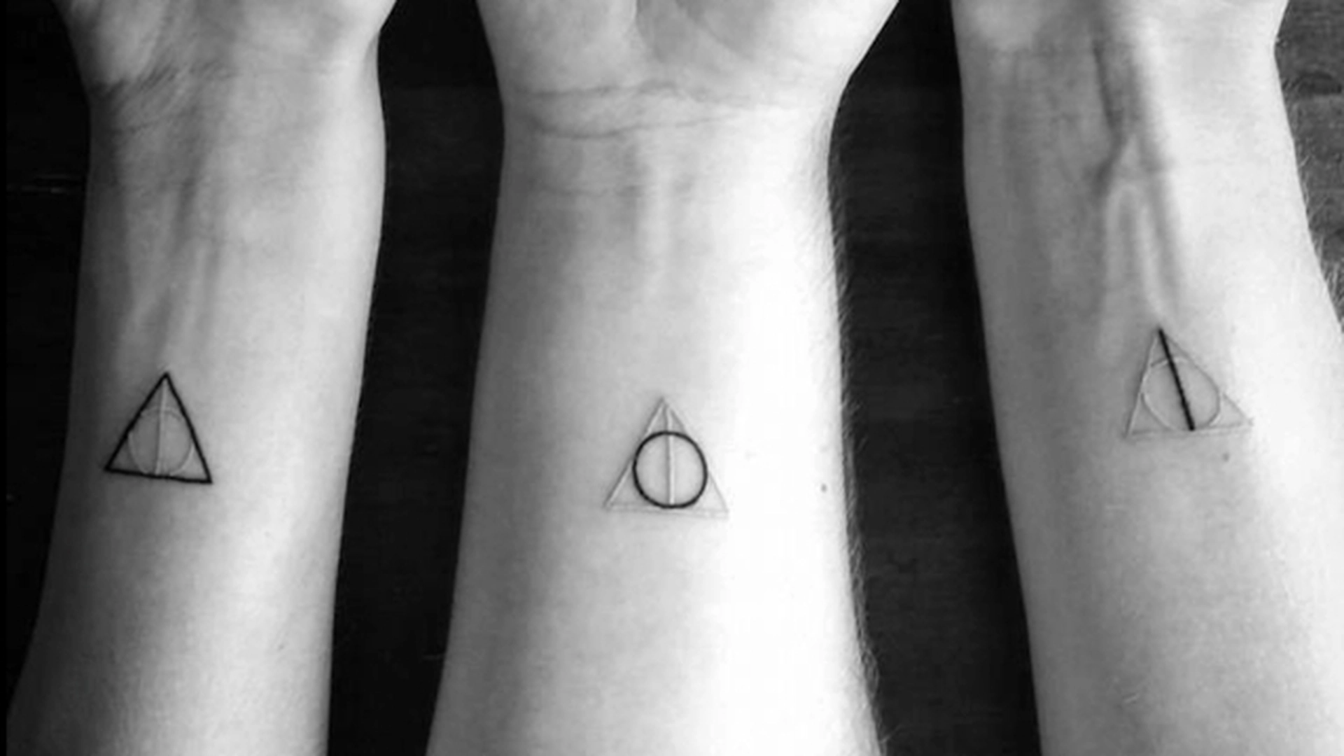 Tre brødre fikk matchende Harry Potter-tatoveringer – grunnen vil bringe en tåre i øynene
