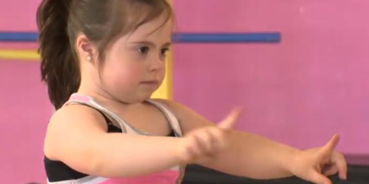 Jente med Downs syndrom ble avvist fra danseskolen – tar den kuleste hevnen