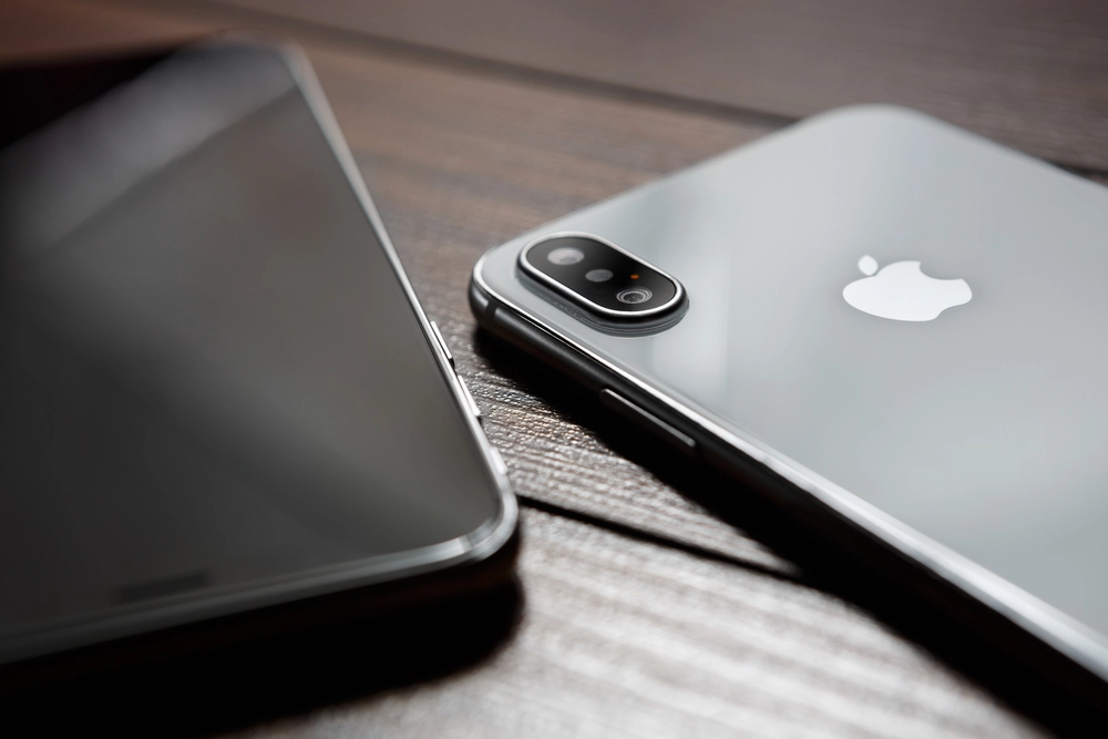 Sjekk bildene dine i dag: Om en måned sletter Apple dem