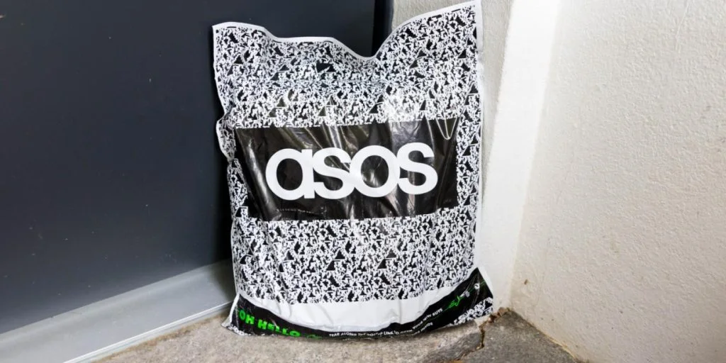 Kerri bestilte sko på ASOS: Så fikk hun skjelven e-post
