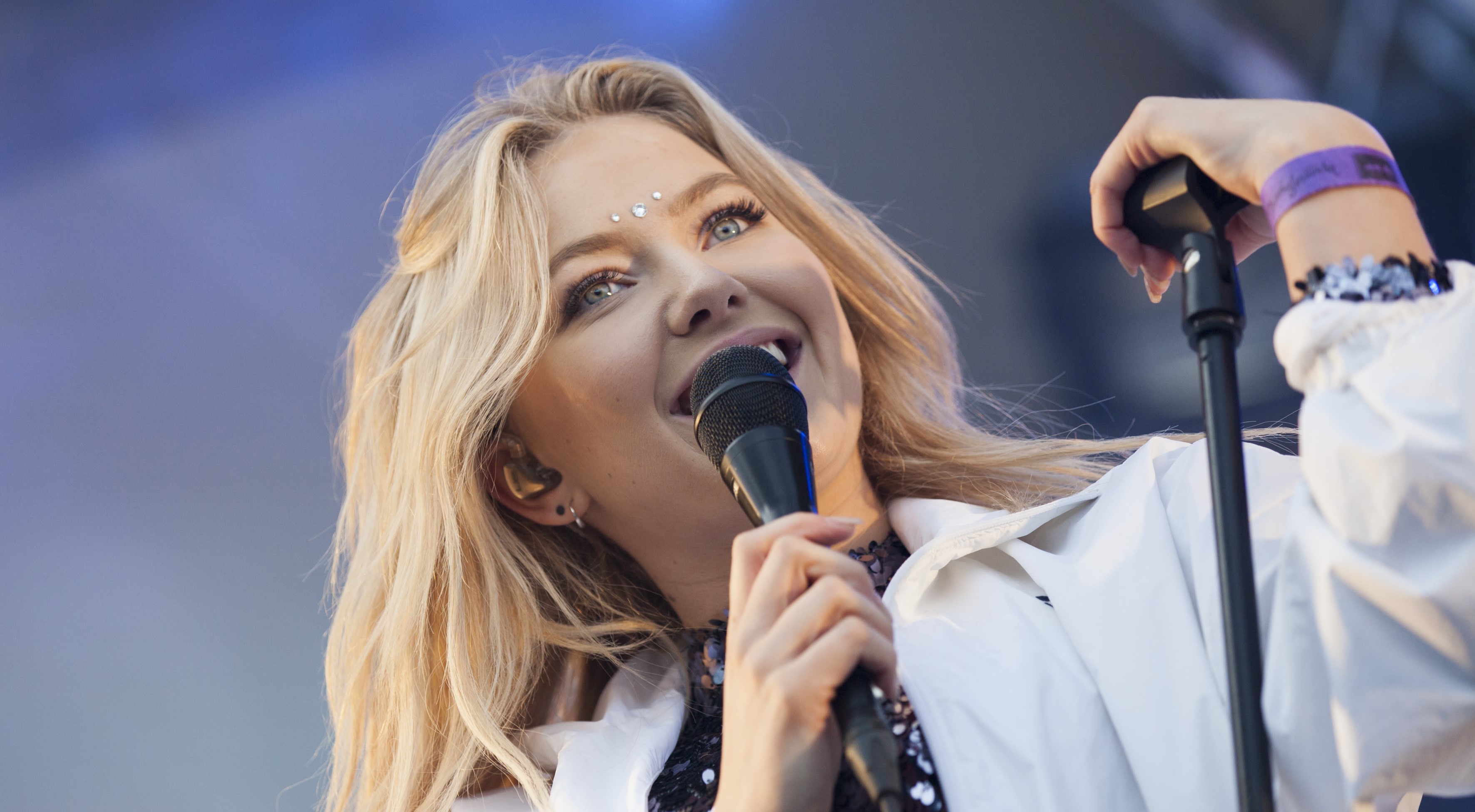 Astrid S åpner opp om singellivet: «Veldig skummelt»