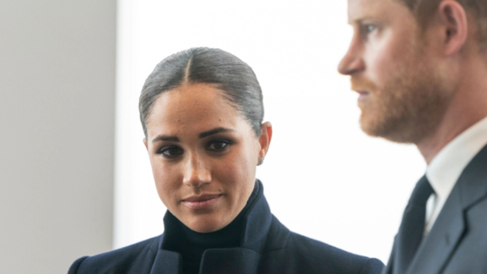 Harry og Meghan i panikk: Ny dokumentar avslører hemmeligheter