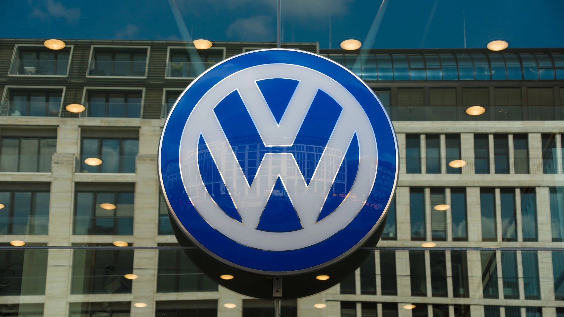 Volkswagen er på jakt etter biler de aldri skulle ha solgt: Har du en Golf, Passat eller Polo av denne typen?