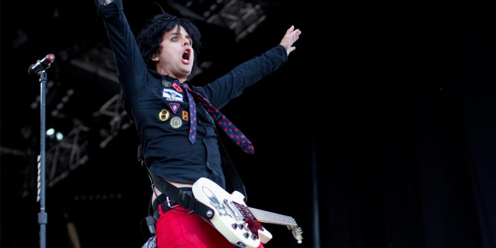 Green Day-vokalist vil gi avkall på amerikansk statsborgerskap i protest mot Høyesterett