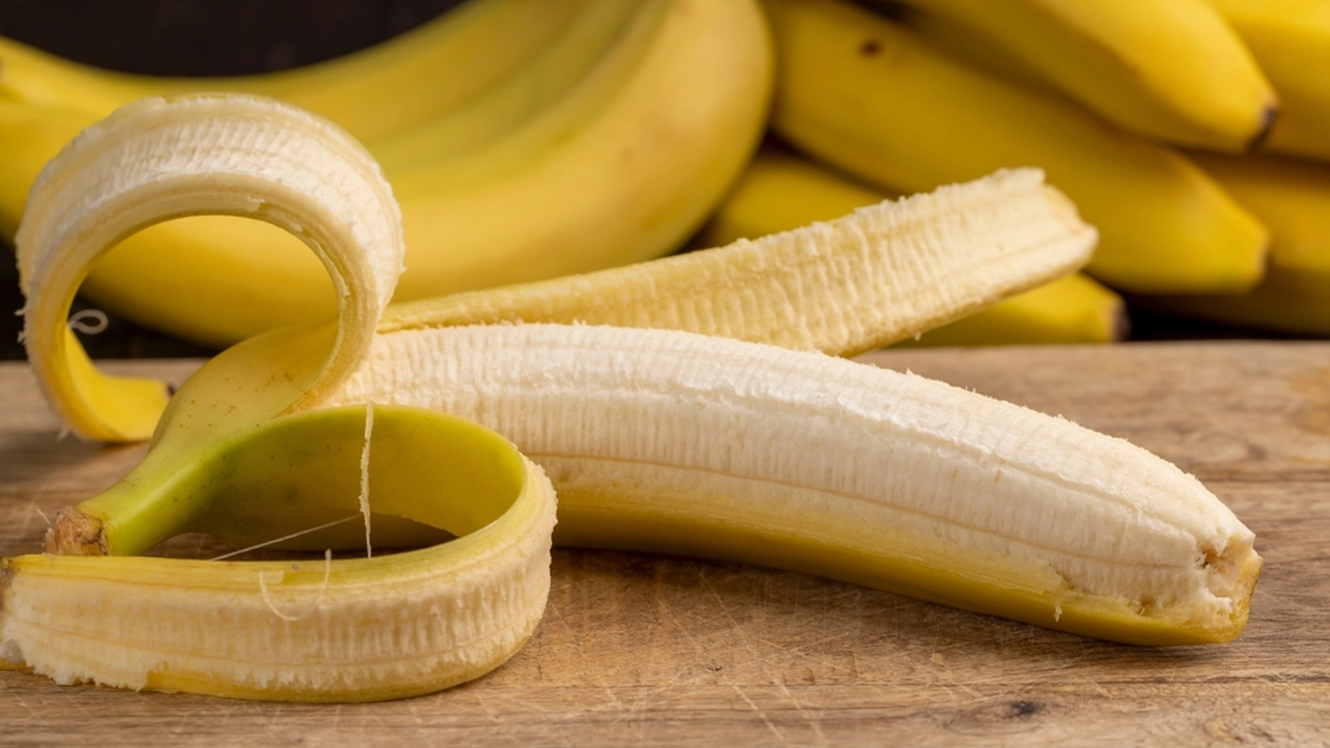Legen avslører: Du har spist bananer feil hele livet