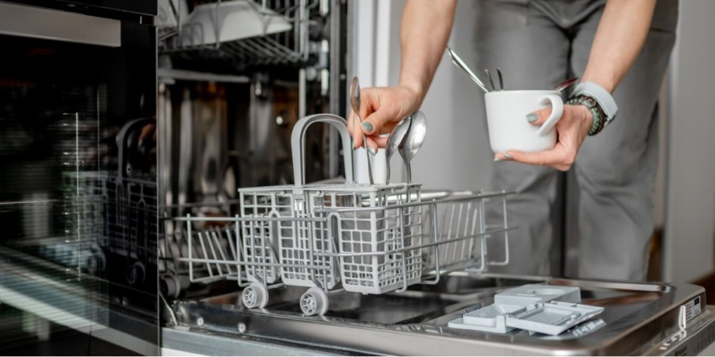 Få glansen og elegansen tilbake: Slik blir du kvitt den stygge glasspesten