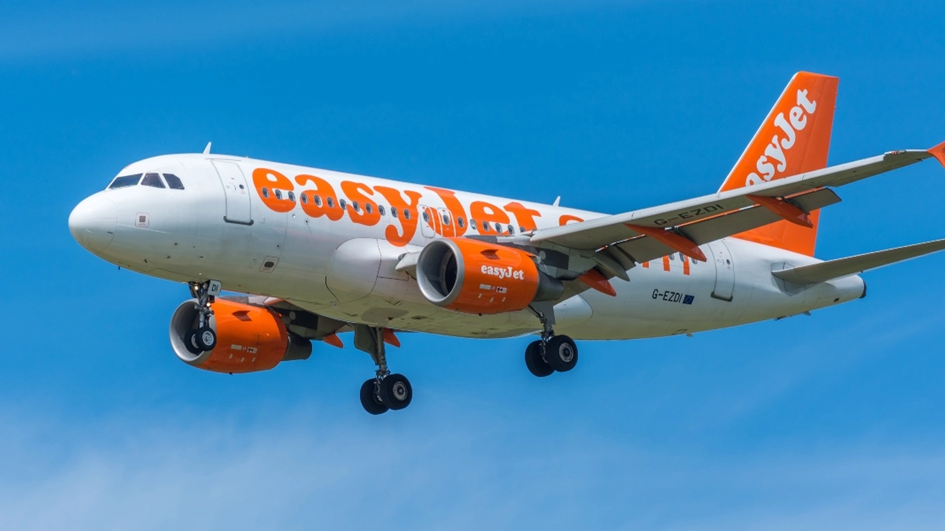 «Flyet er for tungt»: Piloten ba 20 passasjerer forlate flyet – frivillige fikk 5.800 kroner hver