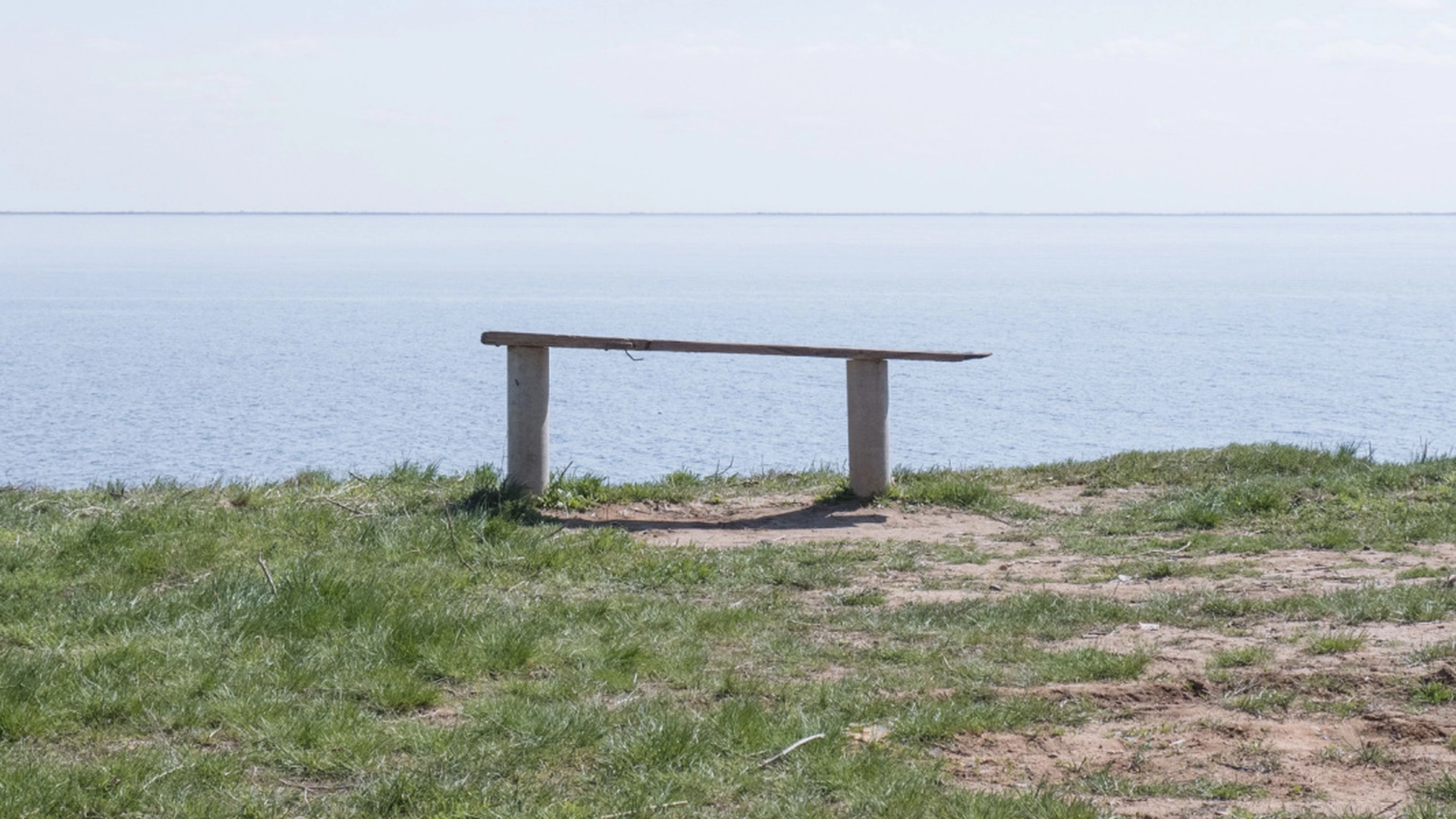 To kvinner badet på Strandvejen: Da de kom opp av vannet, fikk de et stygt syn