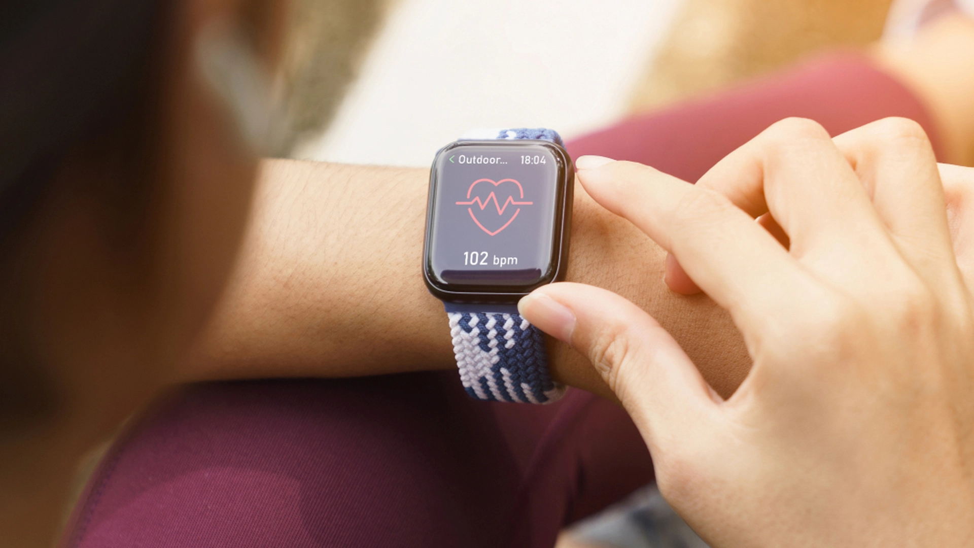 Lege advarer: 27 år gammel mann havnet på sykehus på grunn av Apple Watch