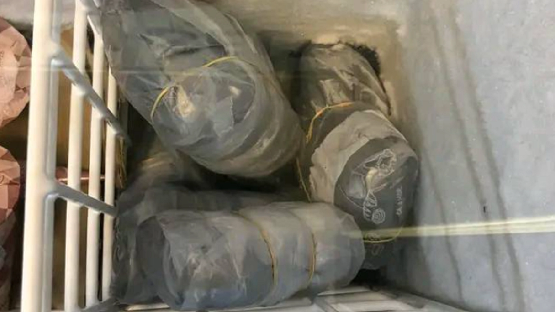 Mystiske pakker i fryseren til Rema 1000 vekker oppsikt: Nå bryter butikken tausheten